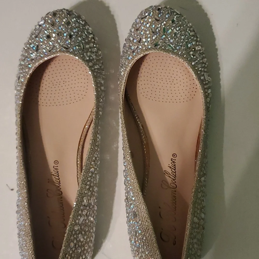 De Blossom Collection women's 6.5 ✨️ sparkle glitter and jewel tone flat shoes